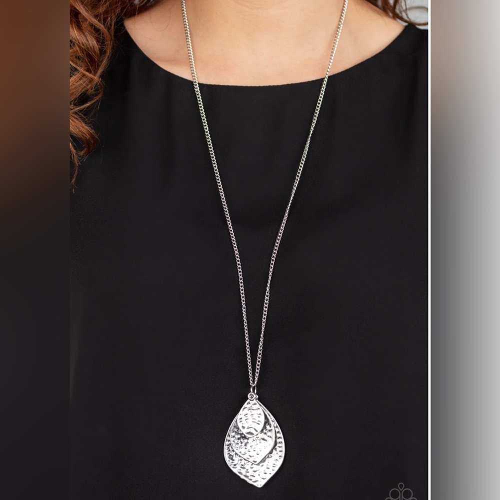 Paparazzi changing leaves silver hammered long necklace